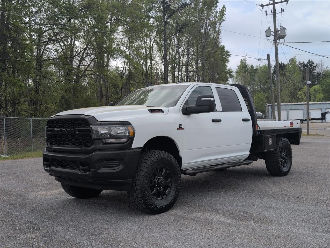 2023 RAM 2500 TRADESMAN