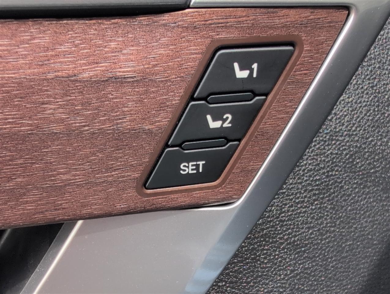 Toyota Sequoia  2023