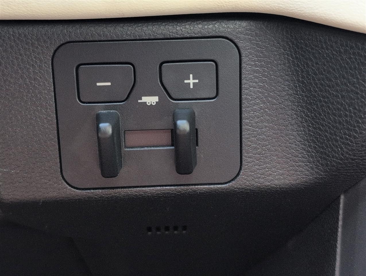 Toyota Sequoia  2023