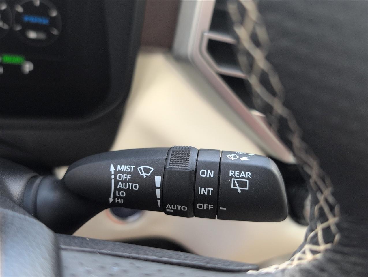 Toyota Sequoia  2023