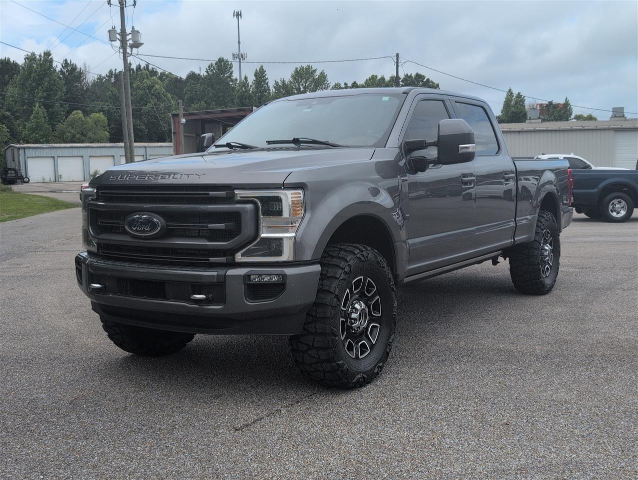 2022 Ford F-250 Platinum 4x4 Crew Cab 8' Box's photo
