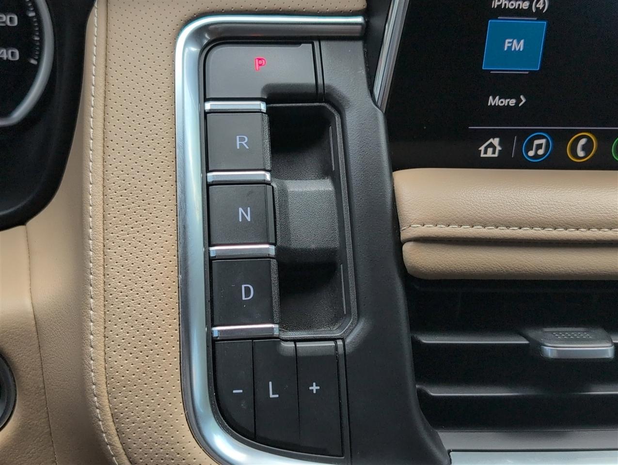 Chevrolet Tahoe  2021