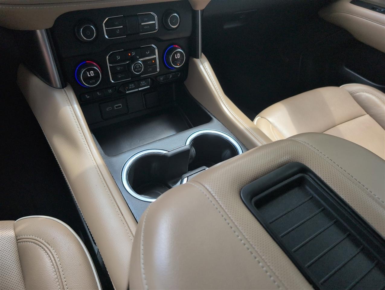 Chevrolet Tahoe  2021