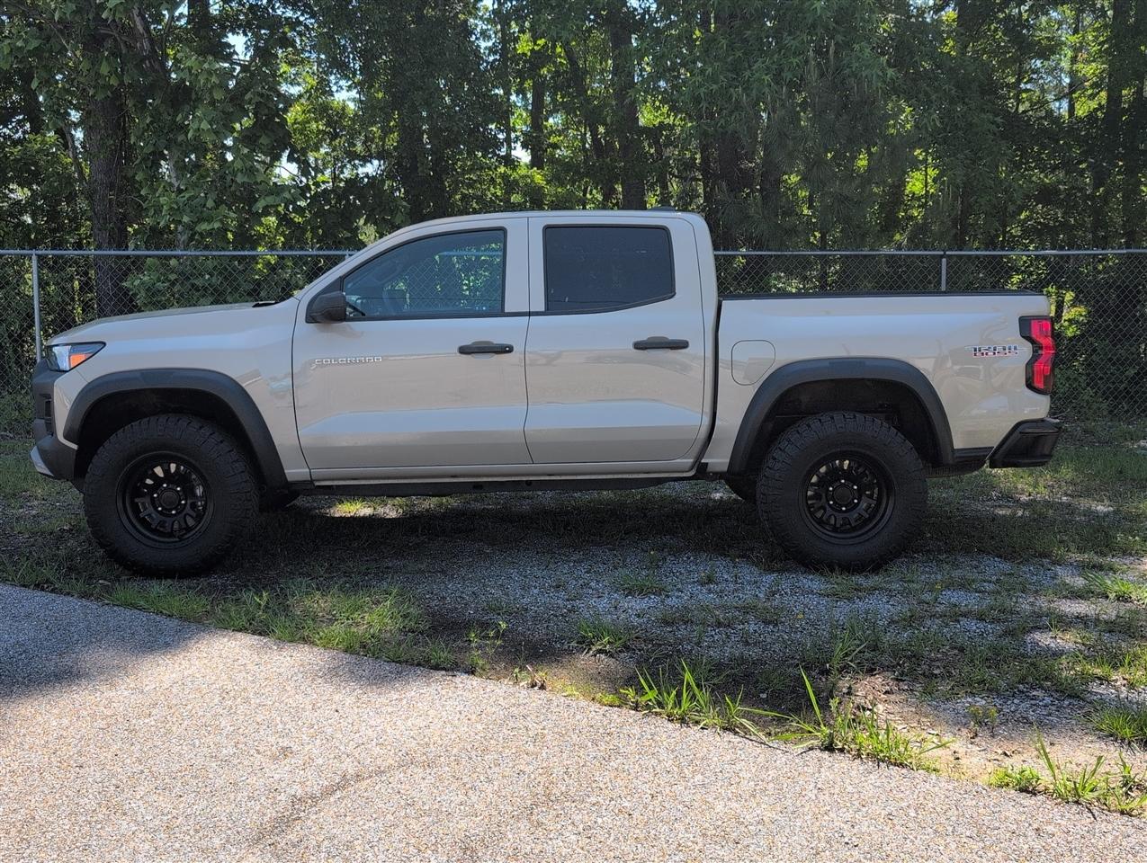 Chevrolet Colorado  2023