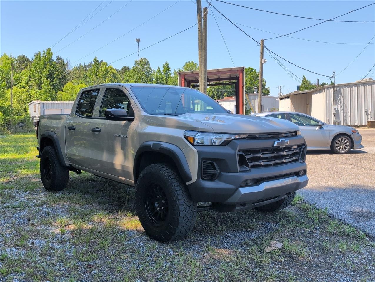Chevrolet Colorado  2023