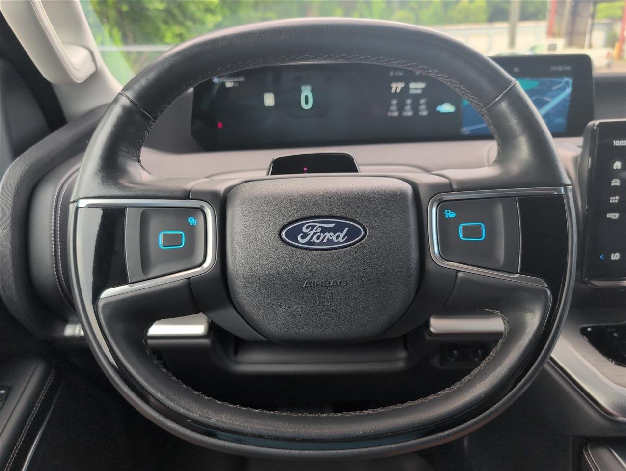 Ford Expedition  2025