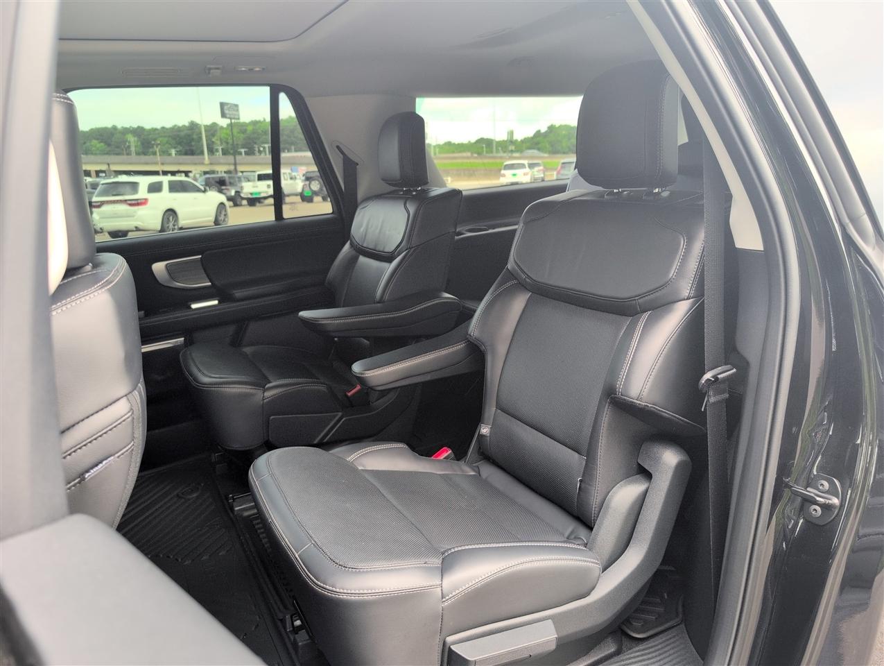 Ford Expedition  2025