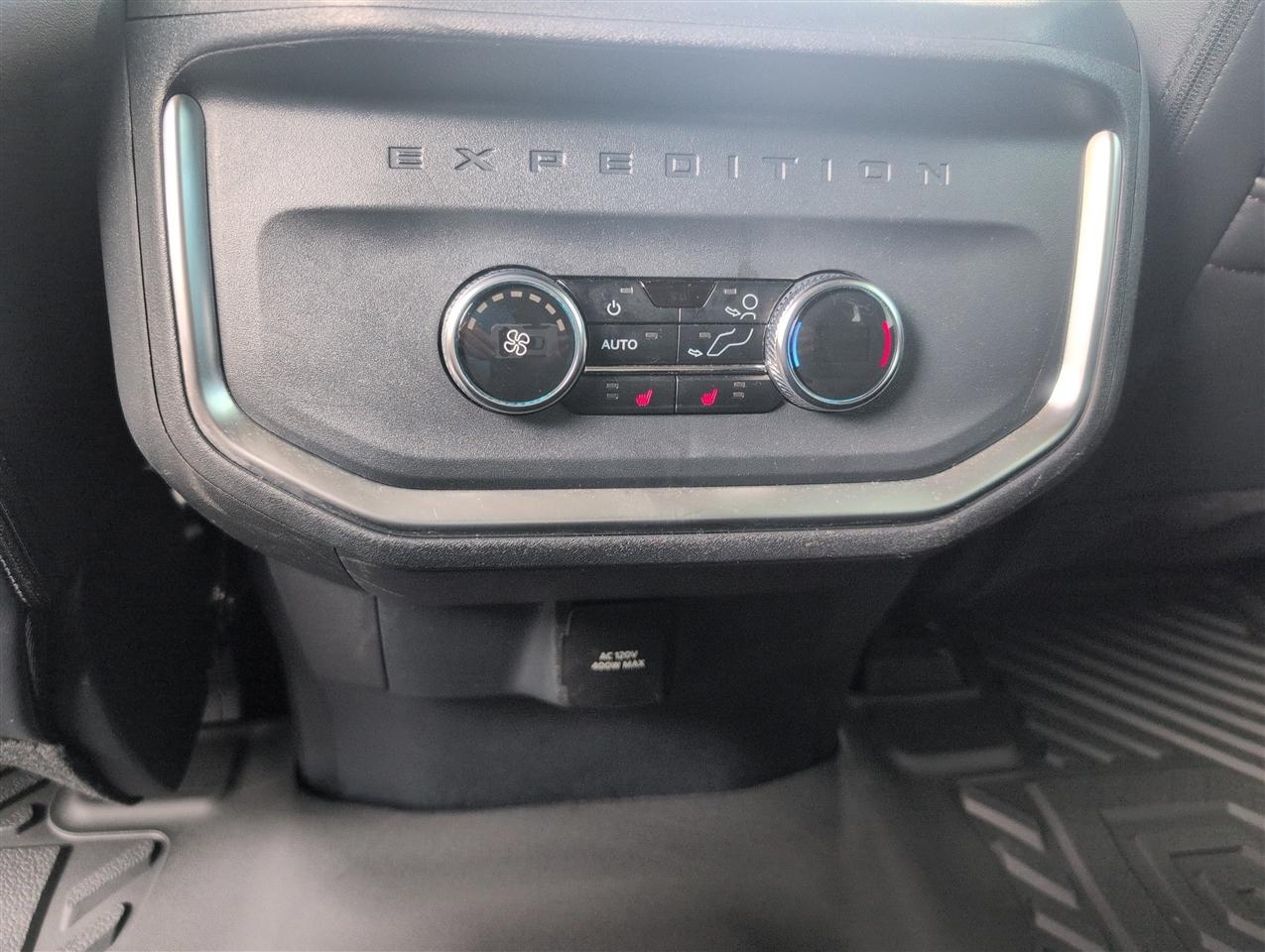 Ford Expedition  2025