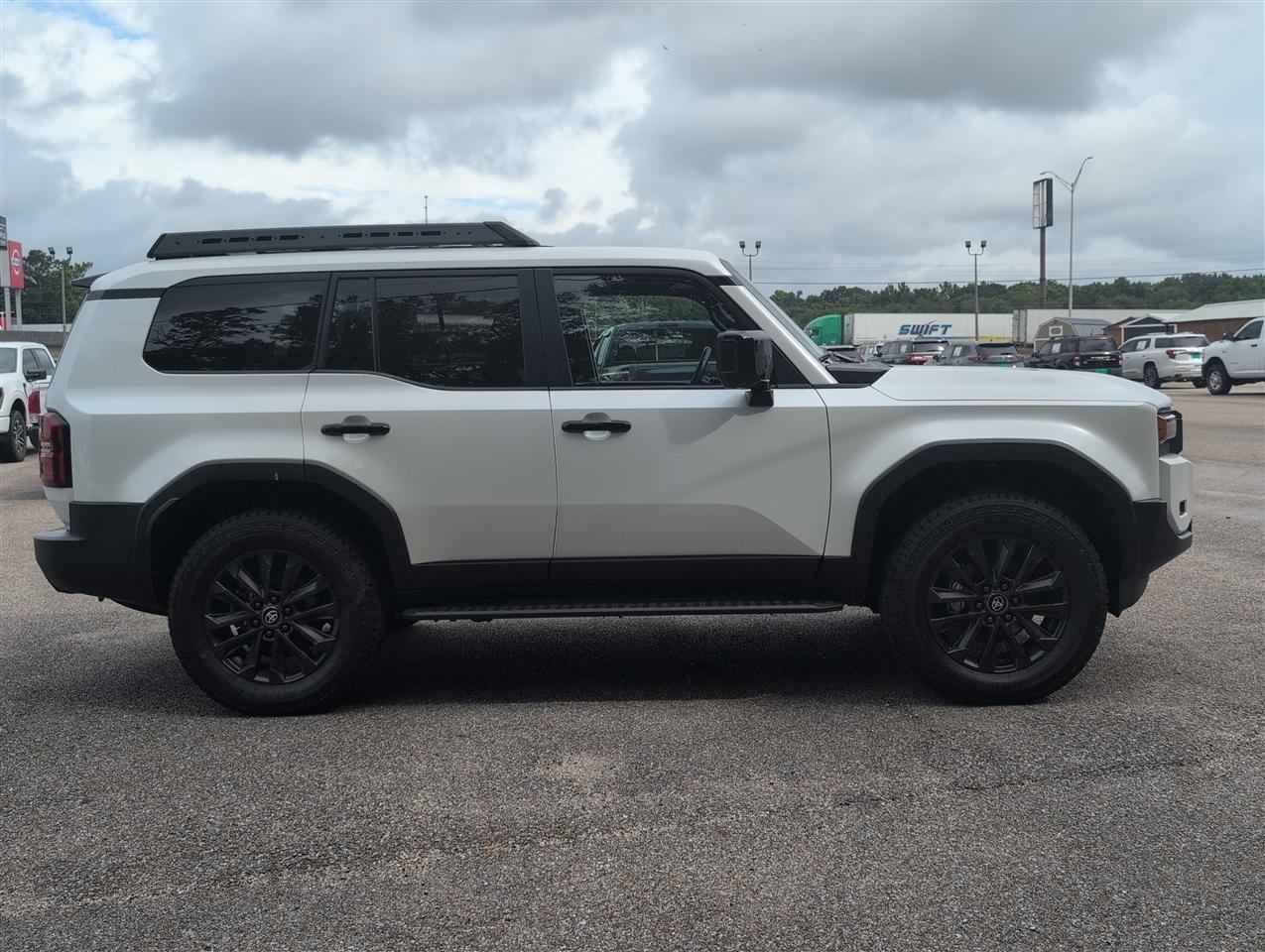 Toyota Land Cruiser  2024