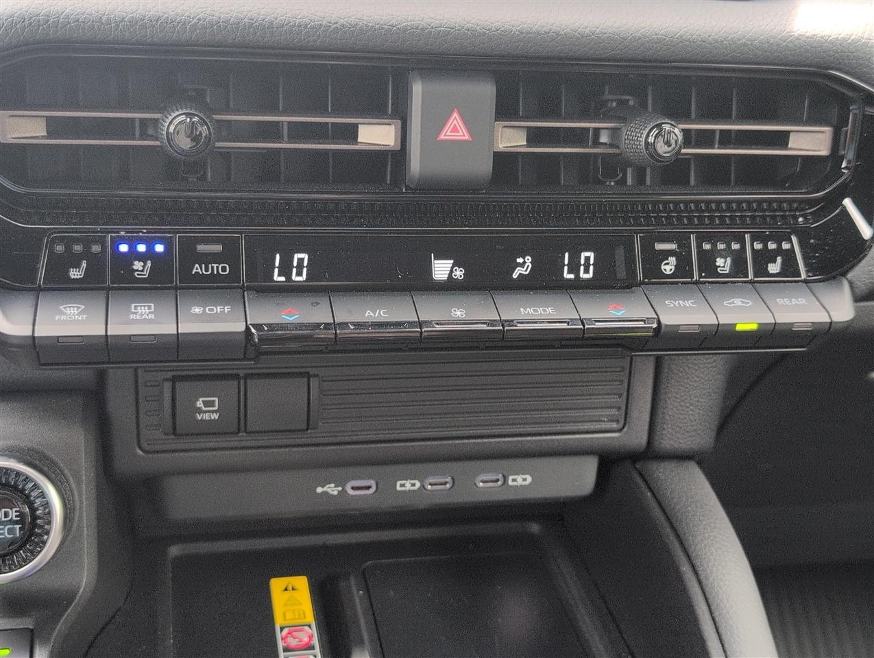 Toyota Land Cruiser  2024