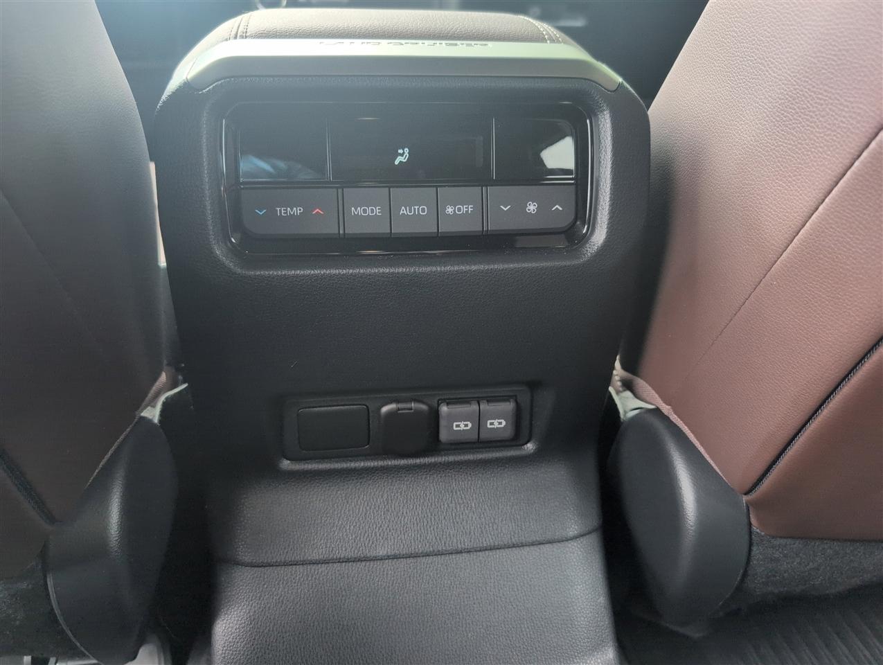 Toyota Land Cruiser  2024
