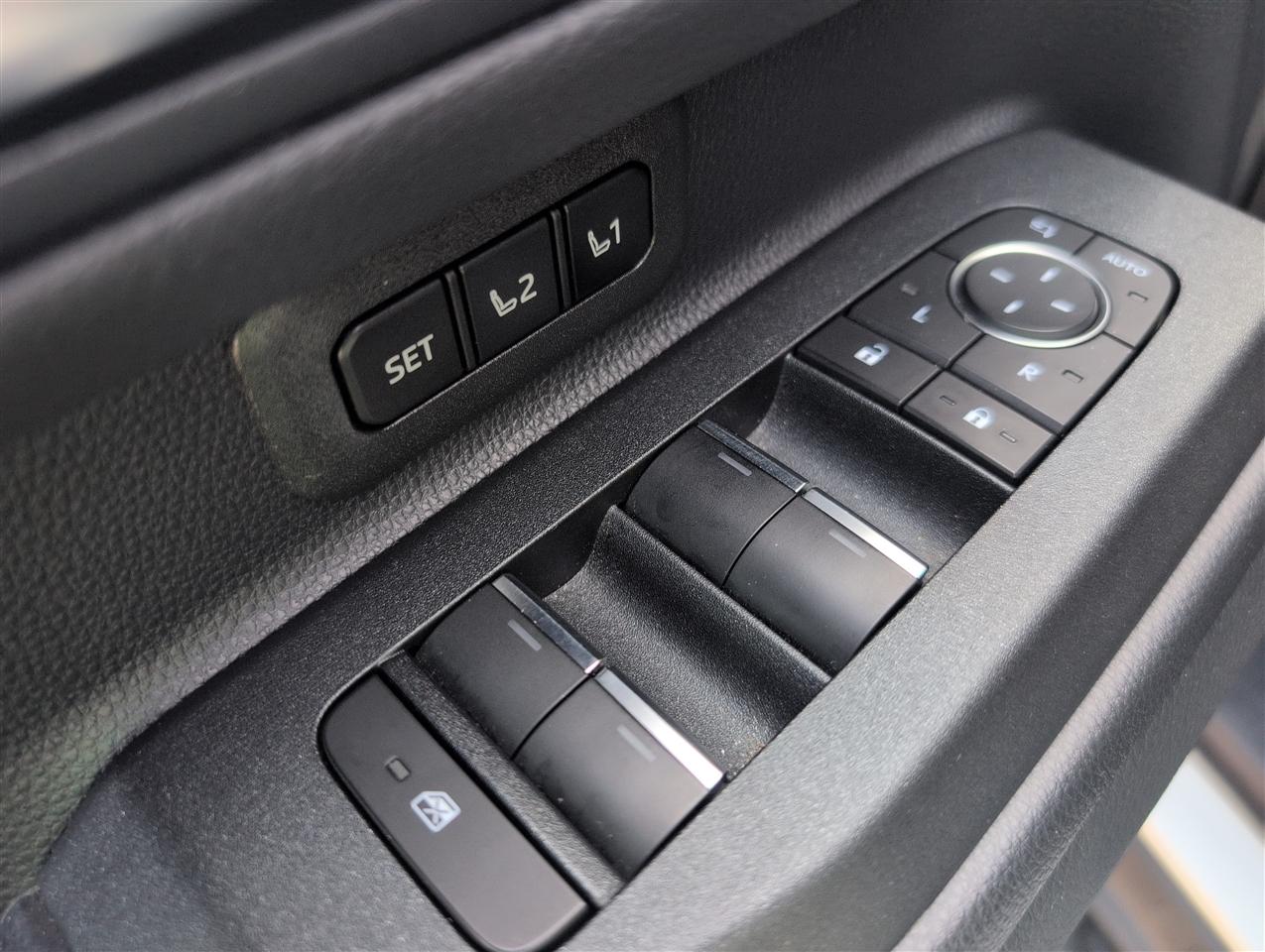 Toyota Land Cruiser  2024