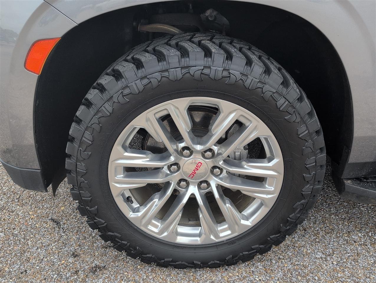 GMC Yukon SLT 2WD 2021
