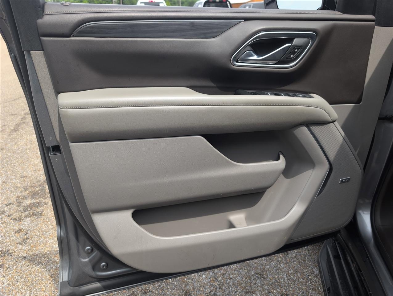 GMC Yukon SLT 2WD 2021