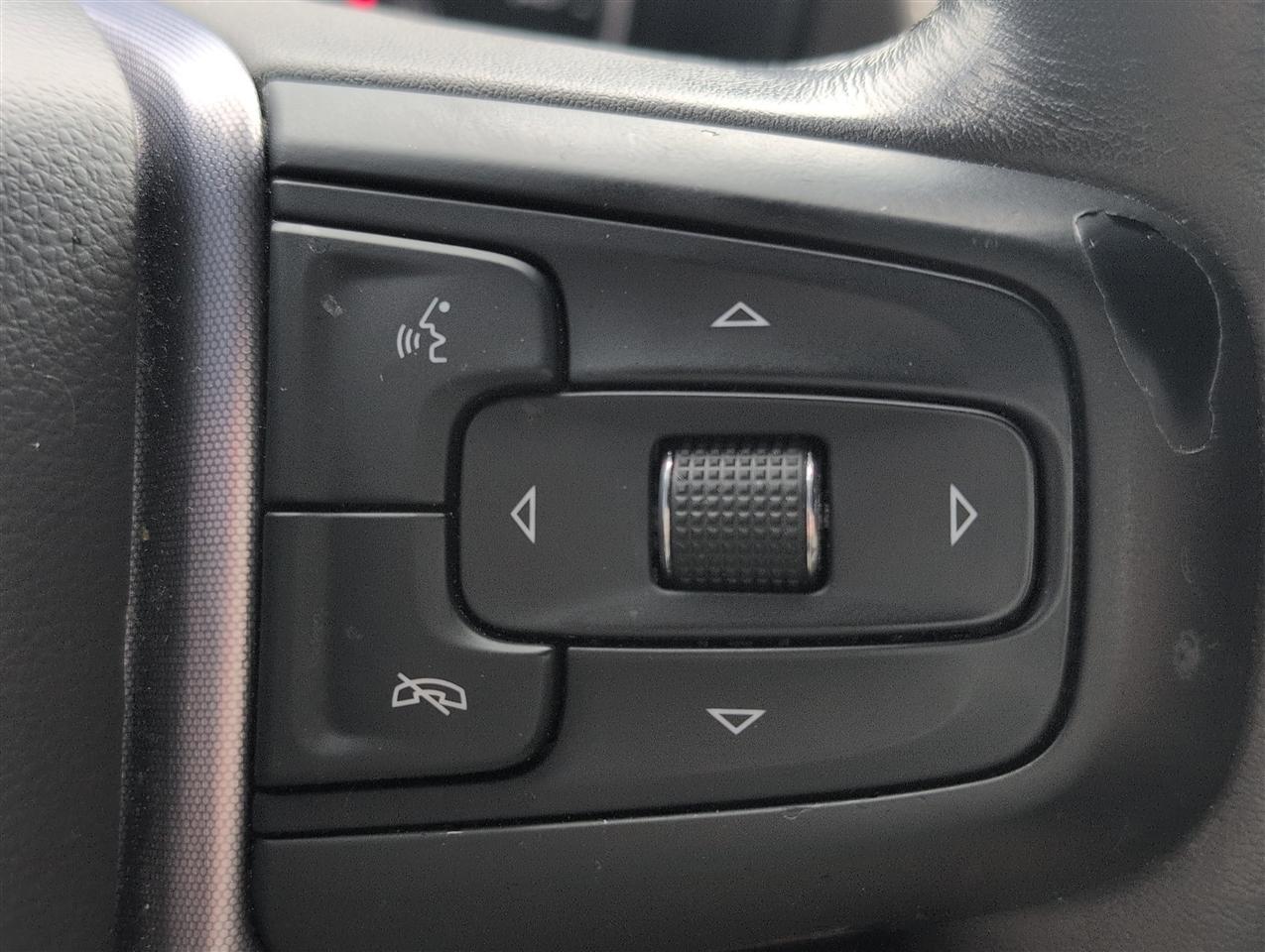 GMC Yukon SLT 2WD 2021