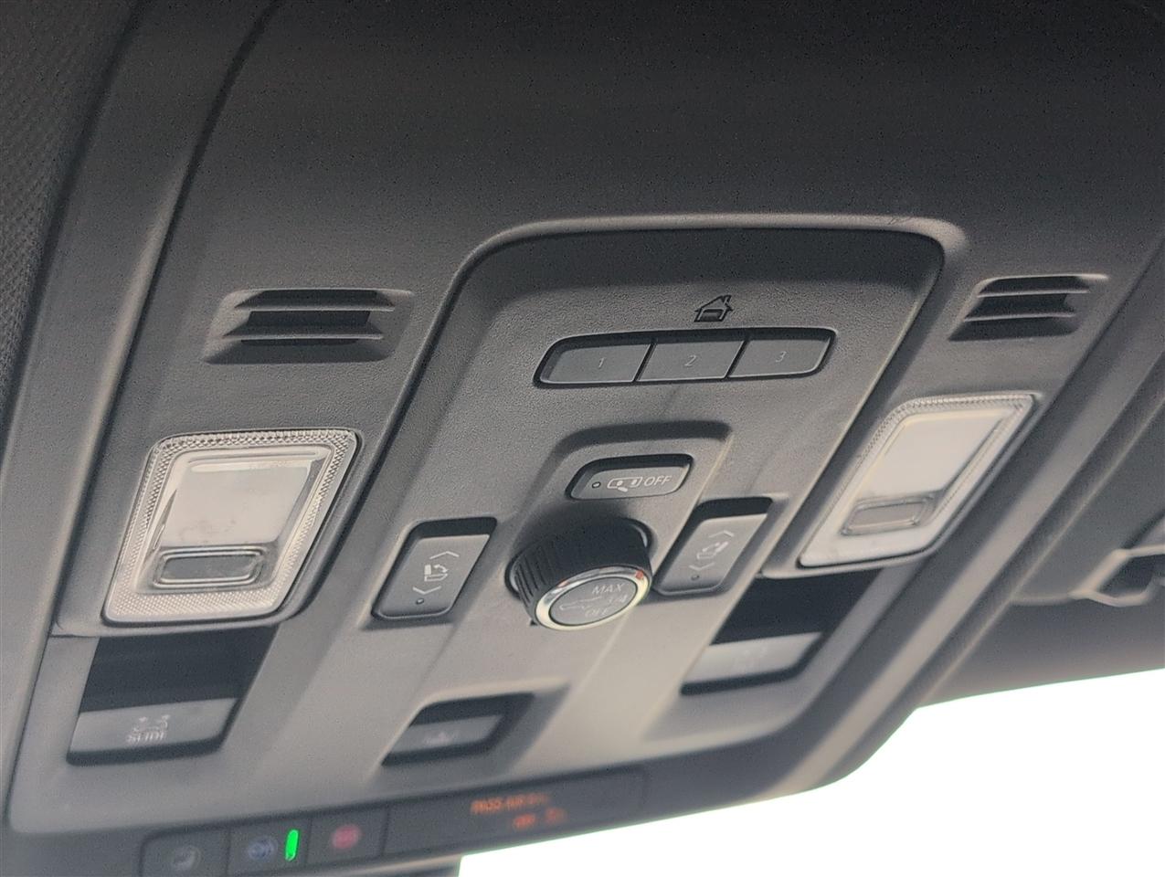 GMC Yukon SLT 2WD 2021