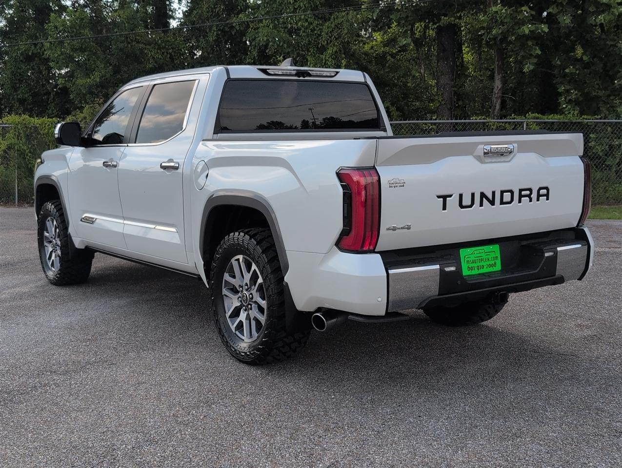 Toyota Tundra  2024
