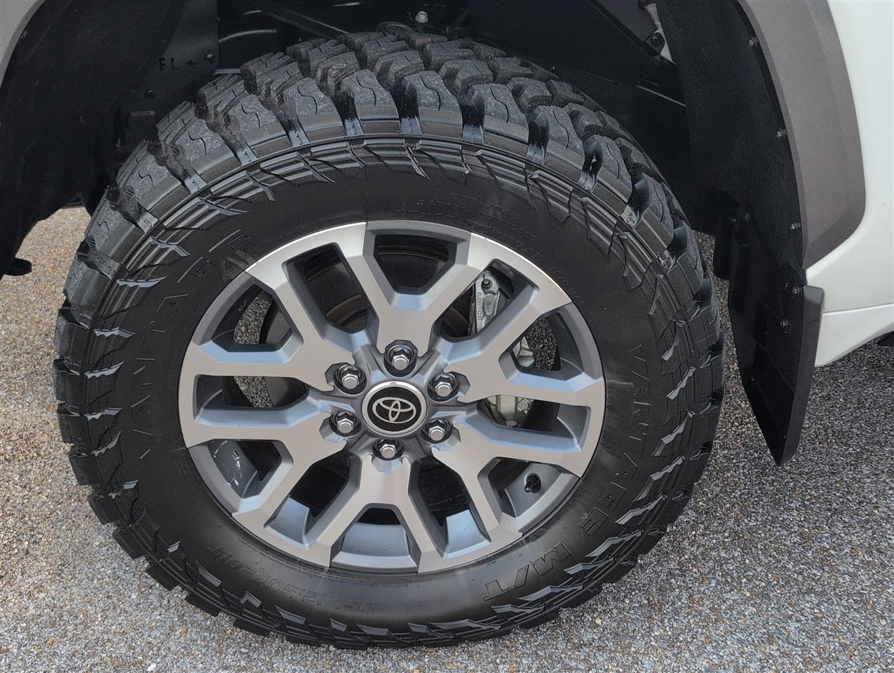 Toyota Tundra  2024