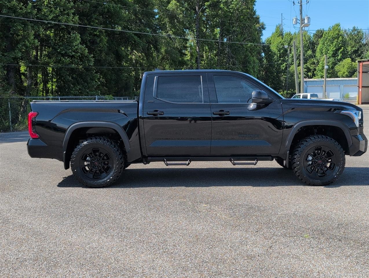 Toyota Tundra  2024