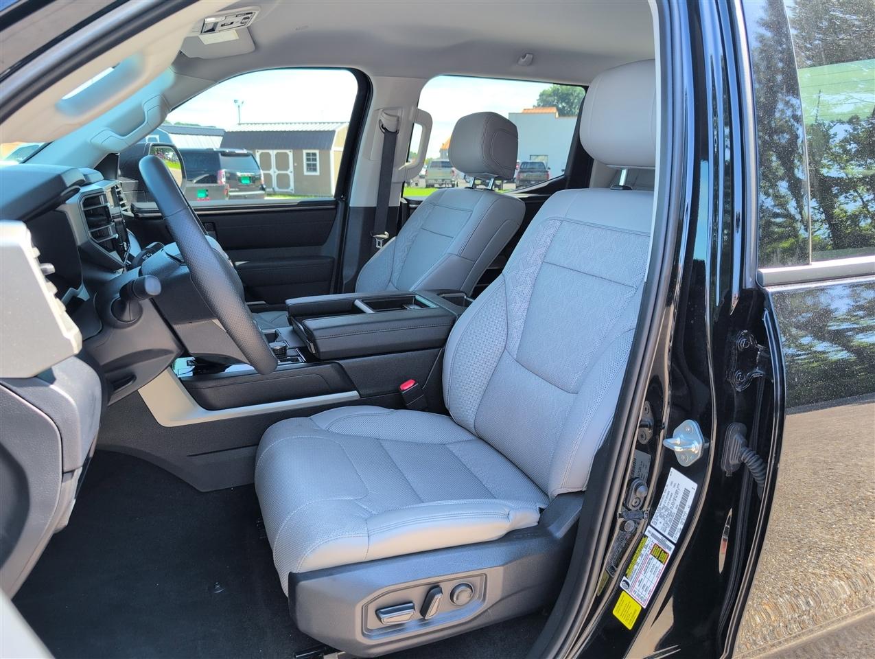 Toyota Tundra  2024