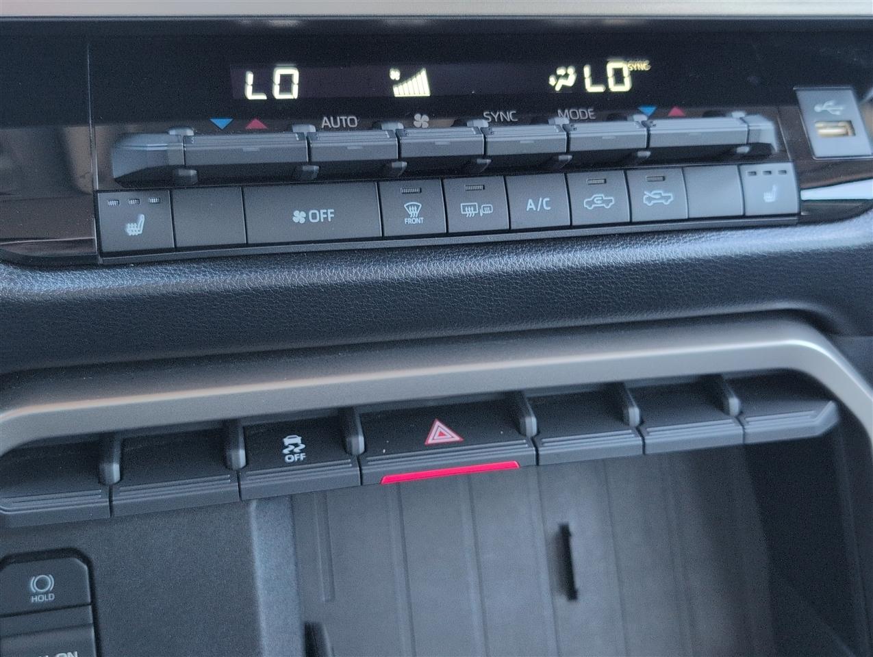 Toyota Tundra  2024