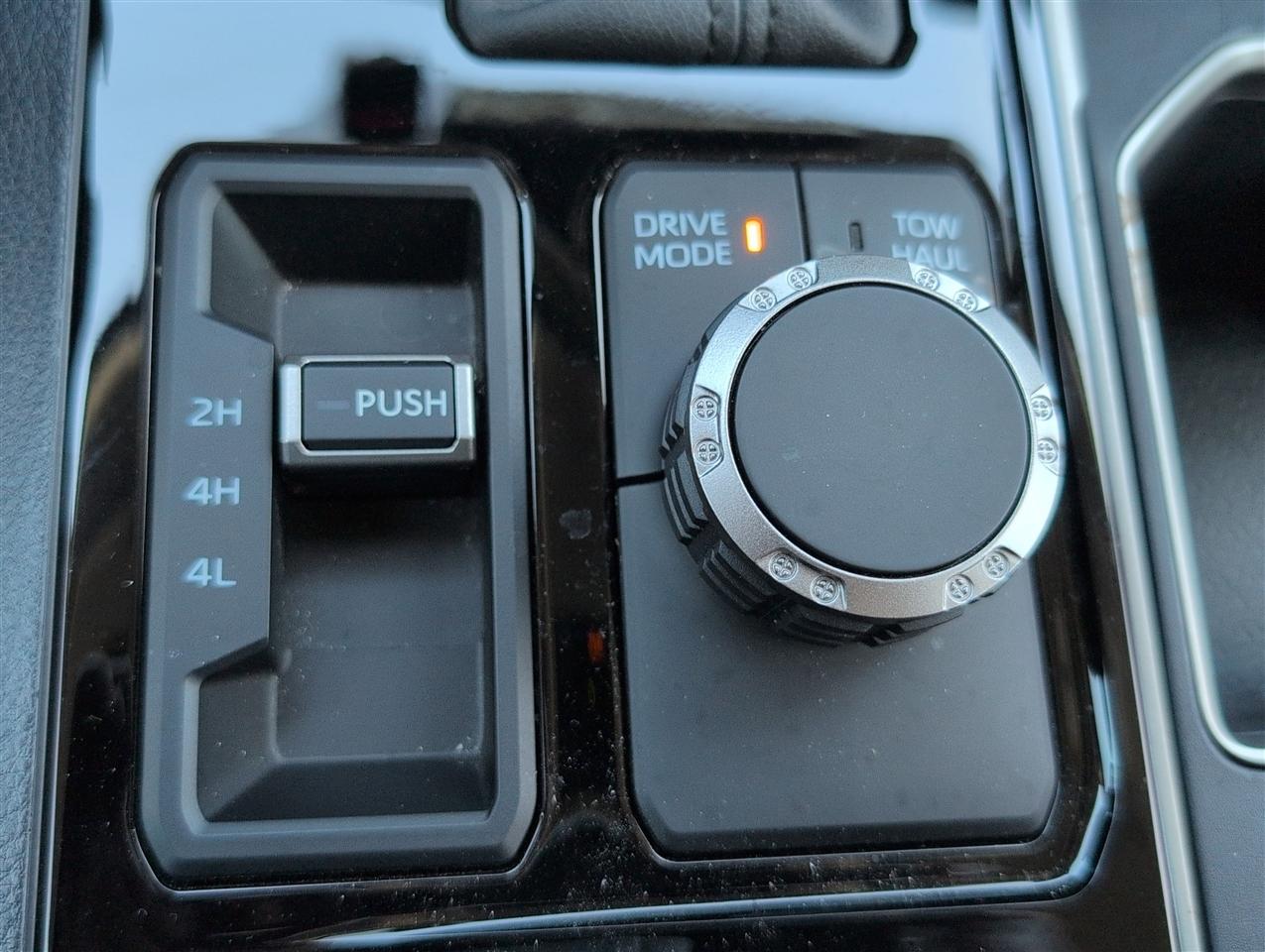 Toyota Tundra  2024