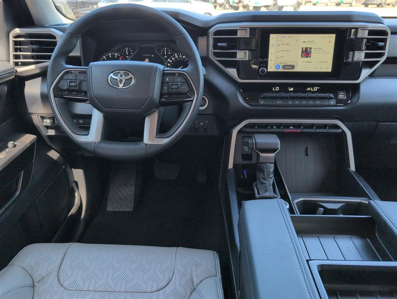 Toyota Tundra  2024
