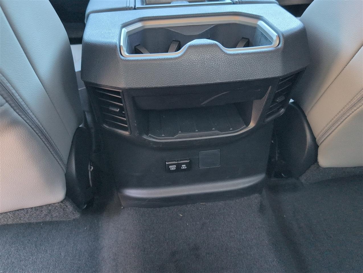 Toyota Tundra  2024