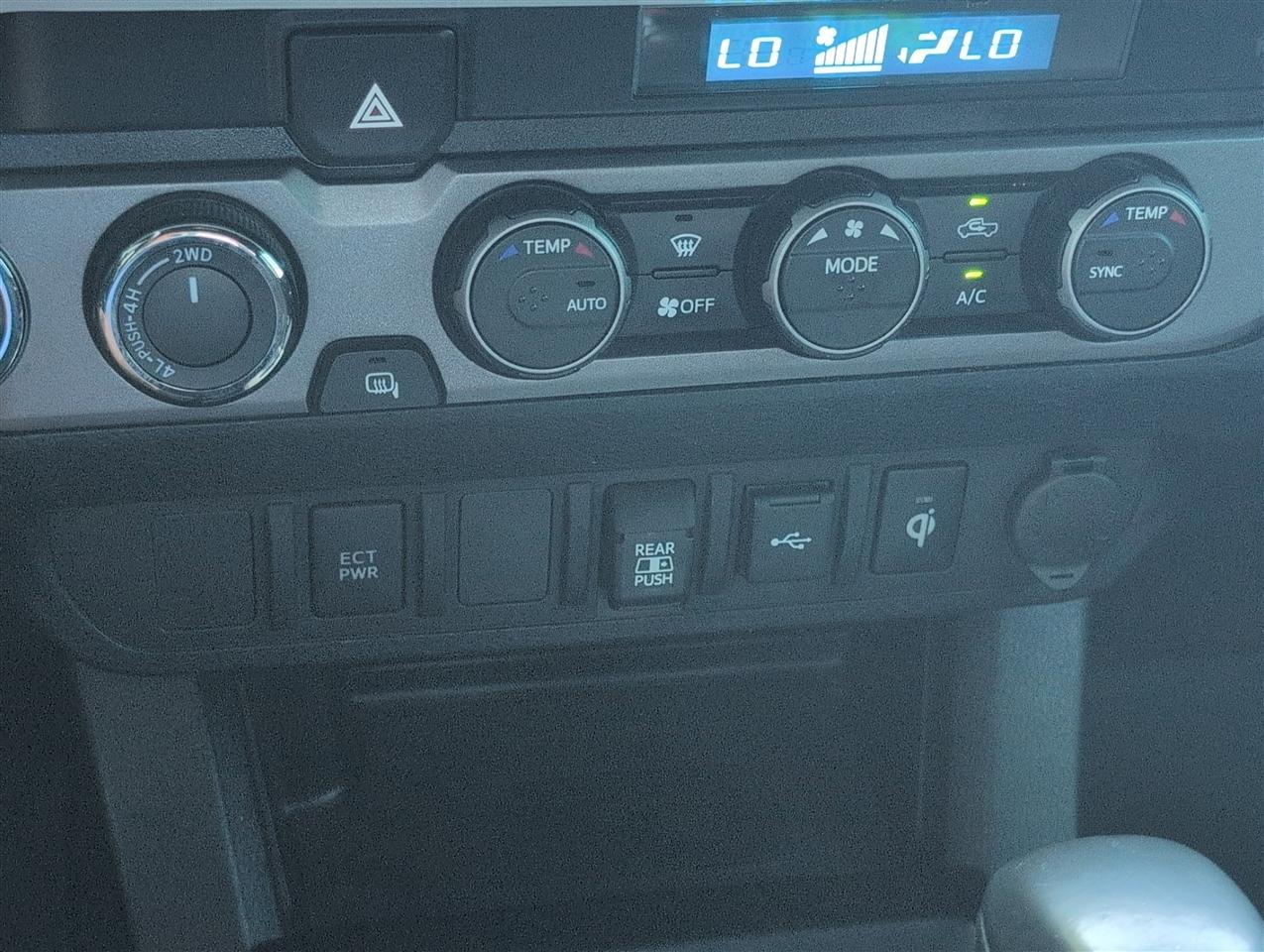 Toyota Tacoma  2021