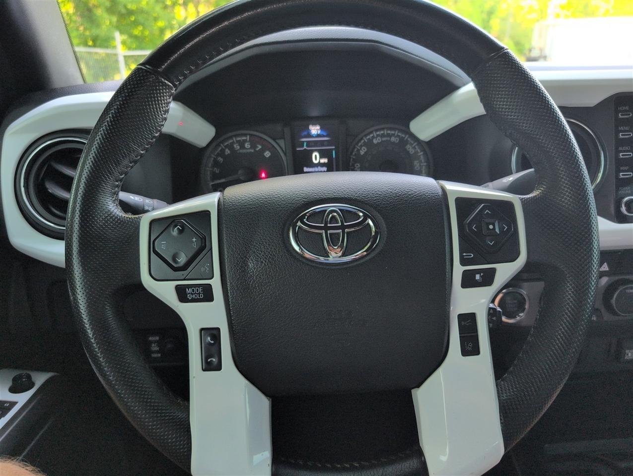 Toyota Tacoma  2021