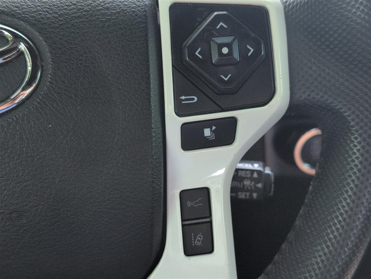 Toyota Tacoma  2021