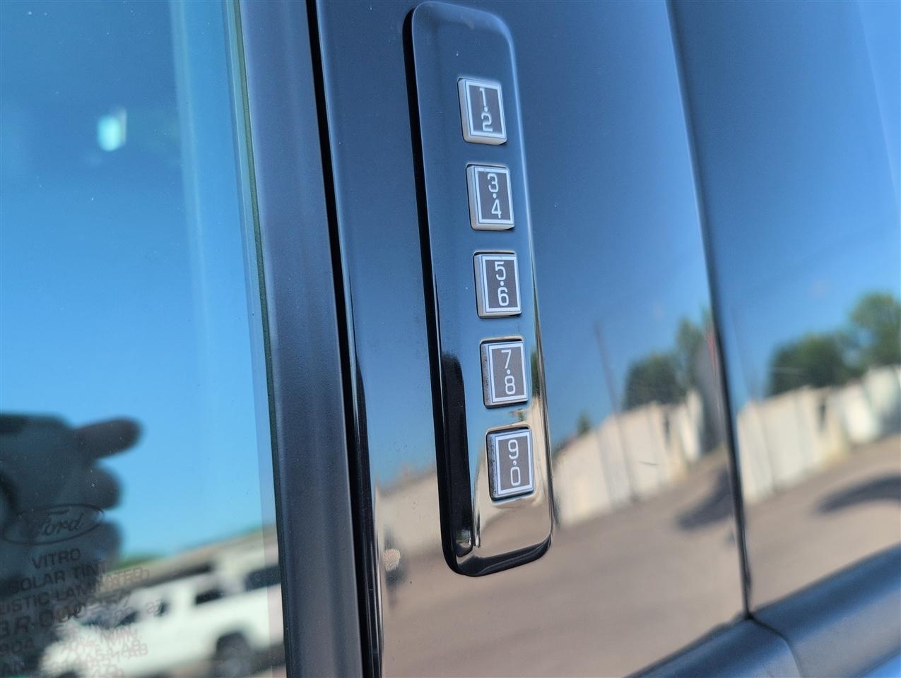 Ford F-150  2023