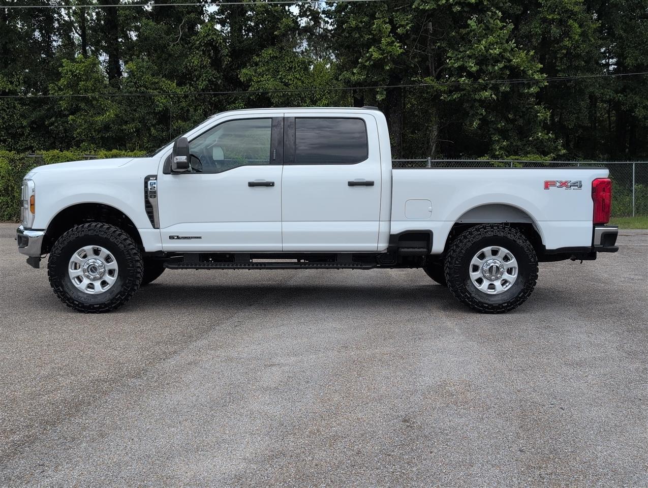 Ford F-250 SD  2024