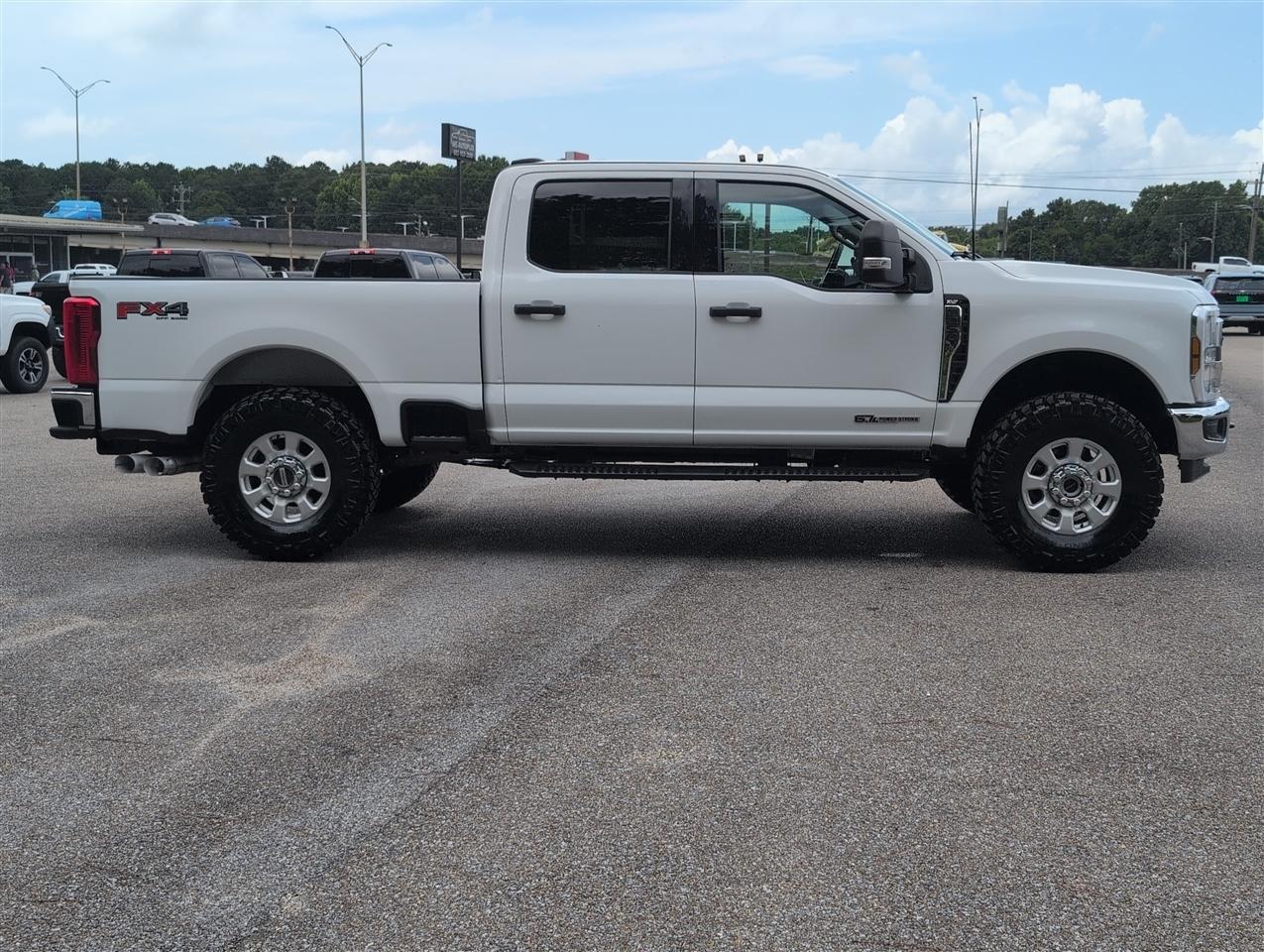 Ford F-250 SD  2024