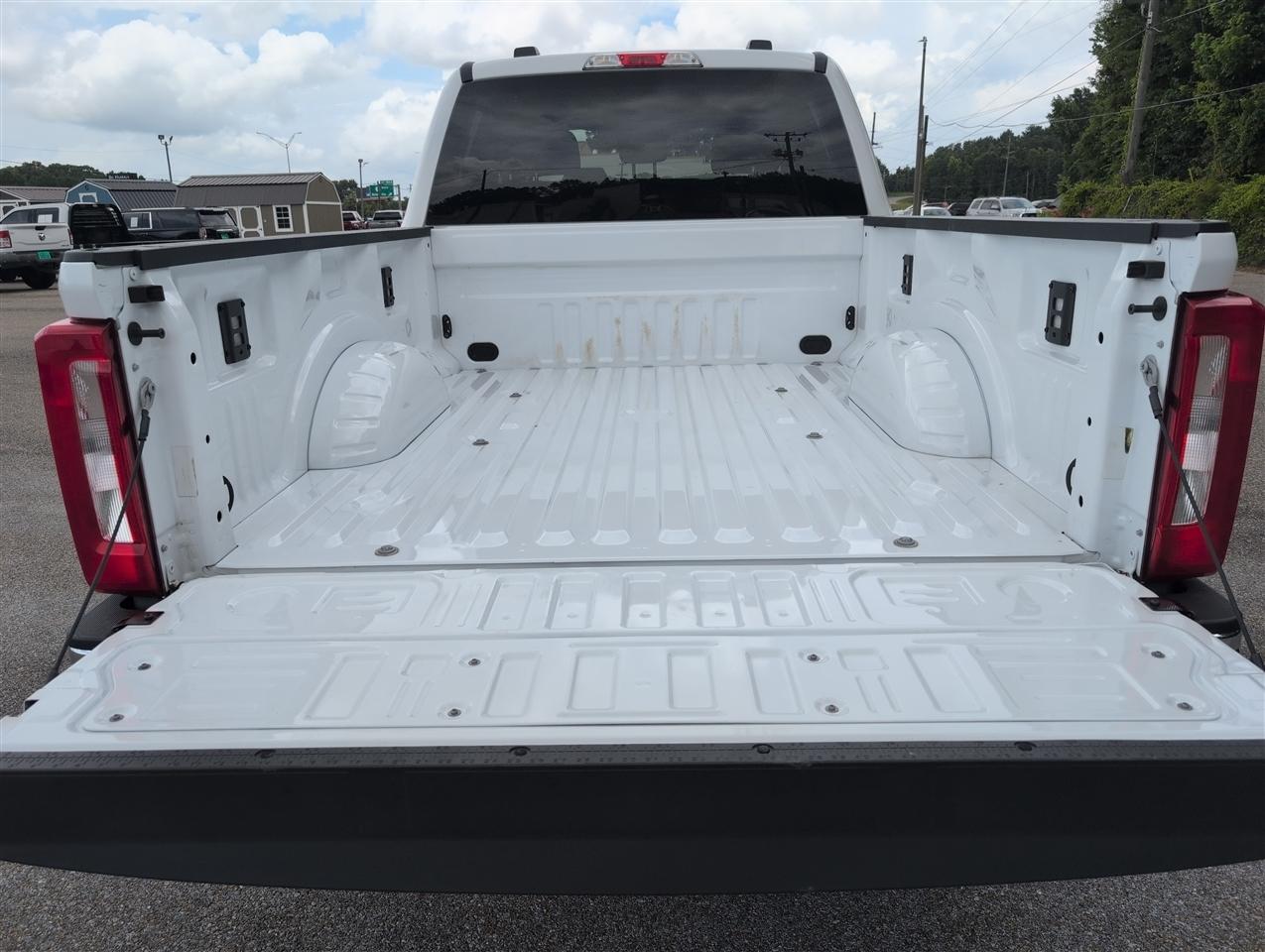 Ford F-250 SD  2024