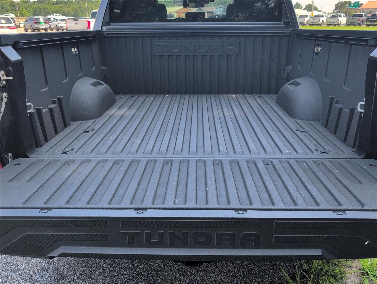 Toyota Tundra  2024