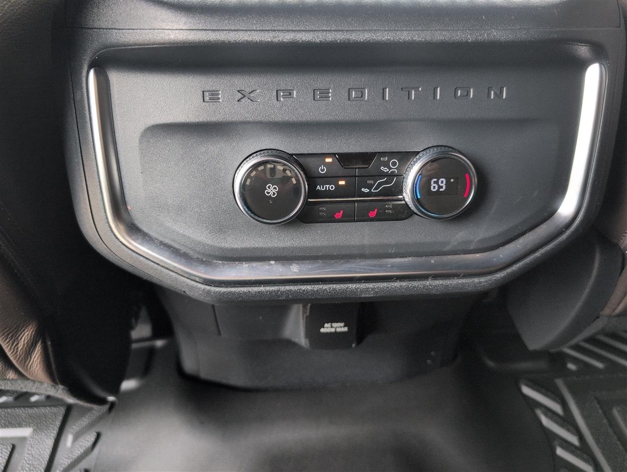 Ford Expedition  2025