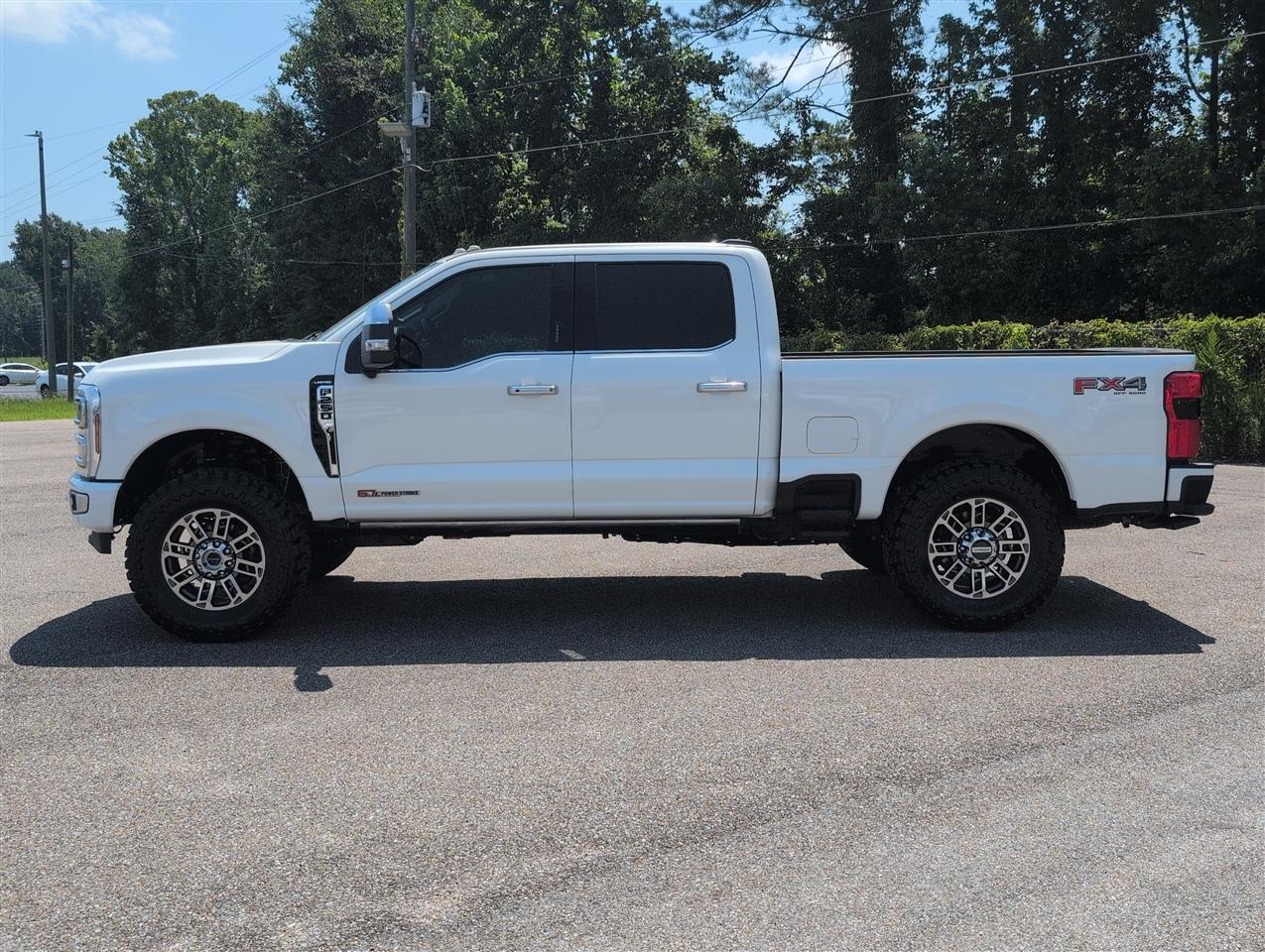Ford F-250 SD  2024