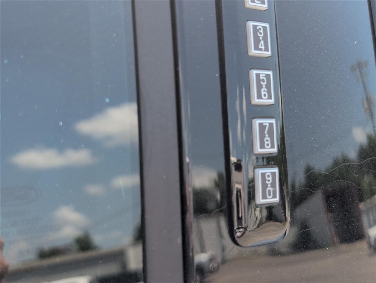 Ford F-250 SD  2024