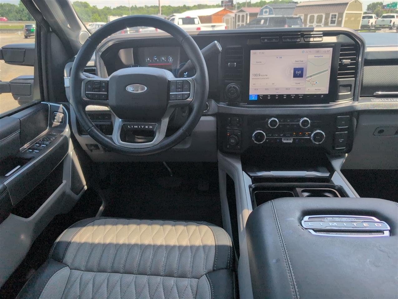 Ford F-250 SD  2024