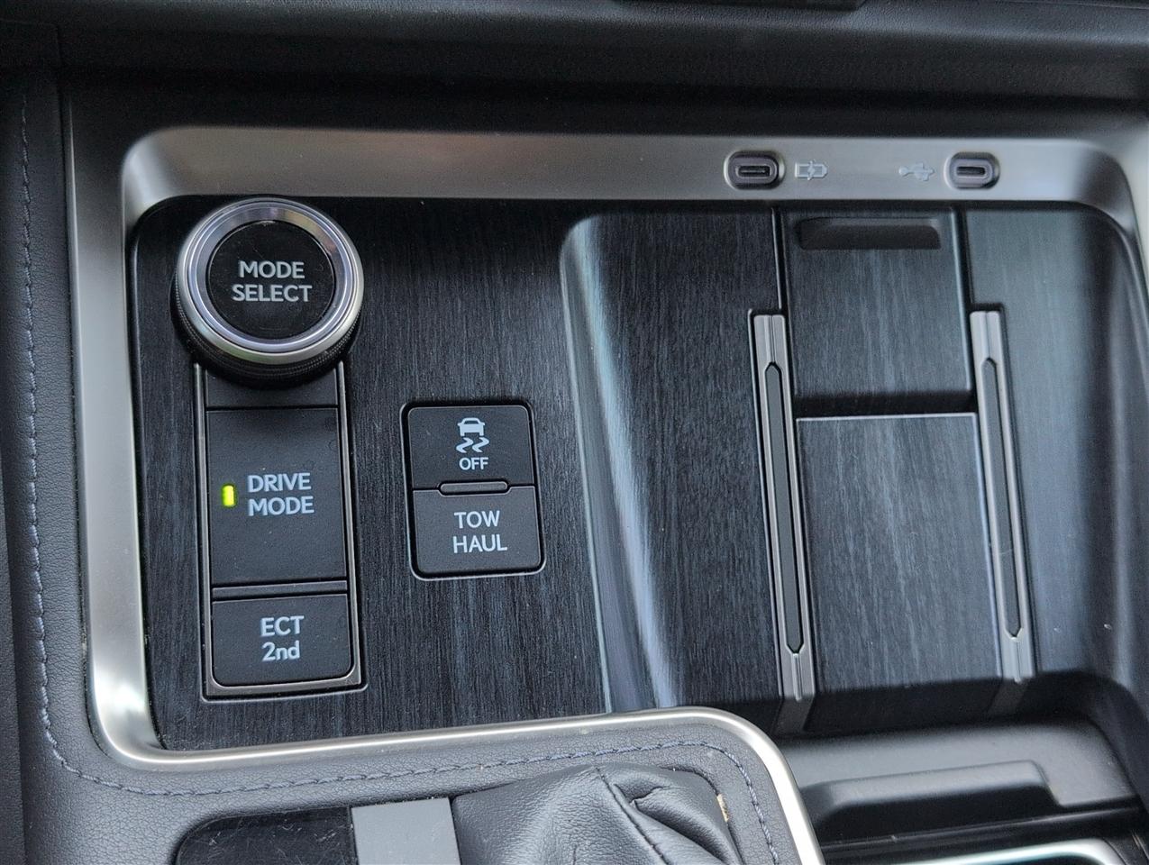 Lexus GX  2024