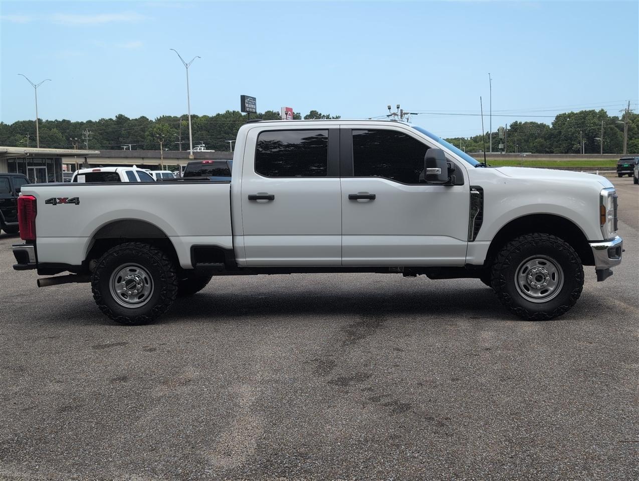 Ford F-250 SD  2025