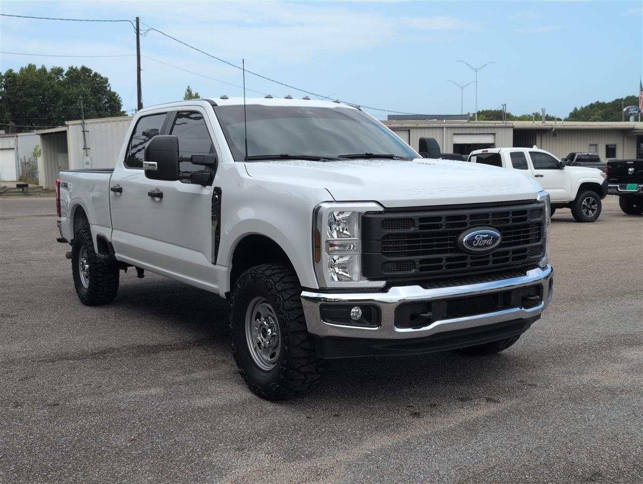 Ford F-250 SD  2025