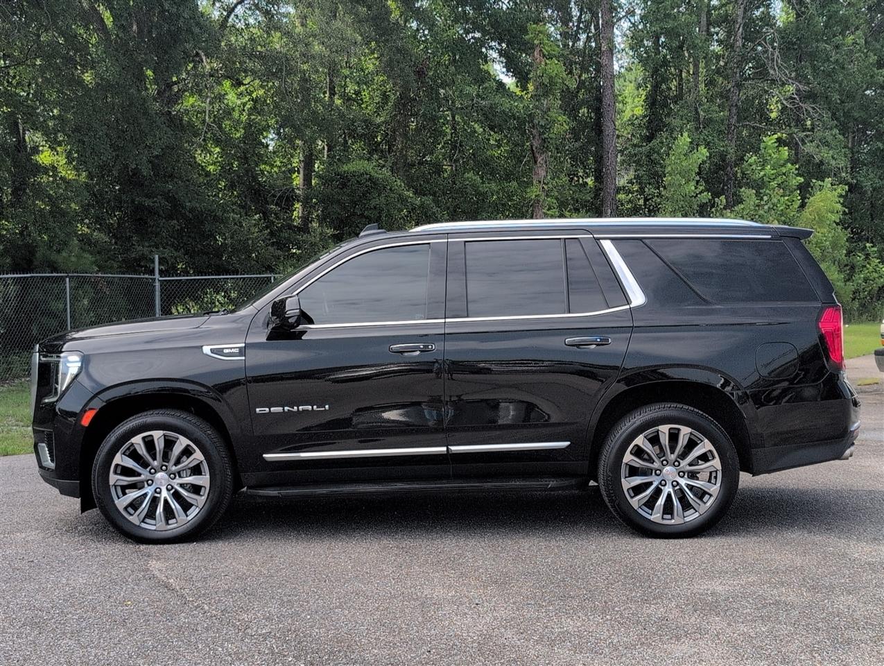 GMC Yukon  2021