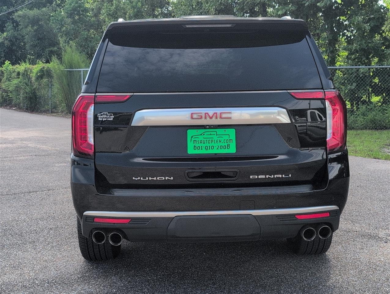 GMC Yukon  2021