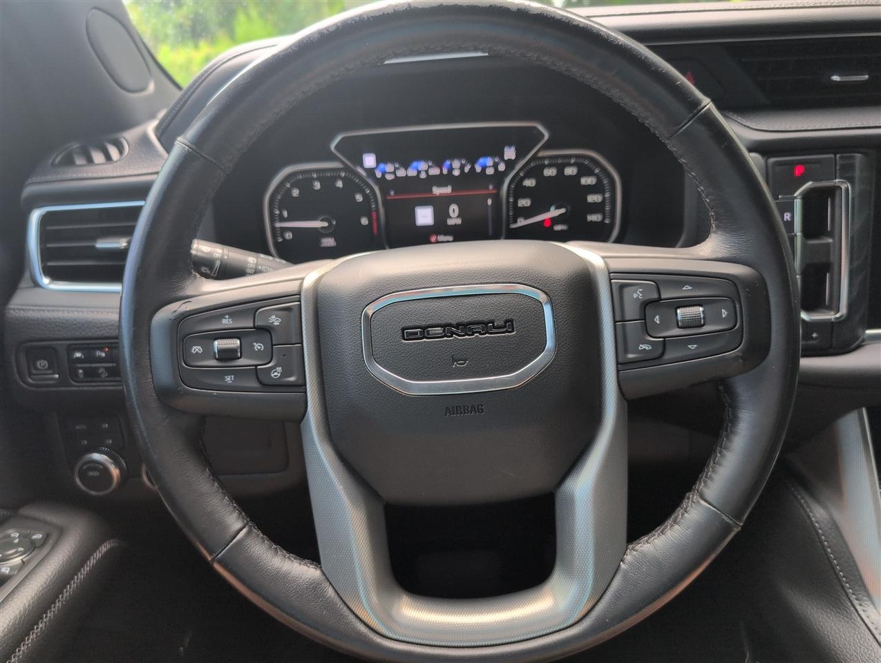 GMC Yukon  2021