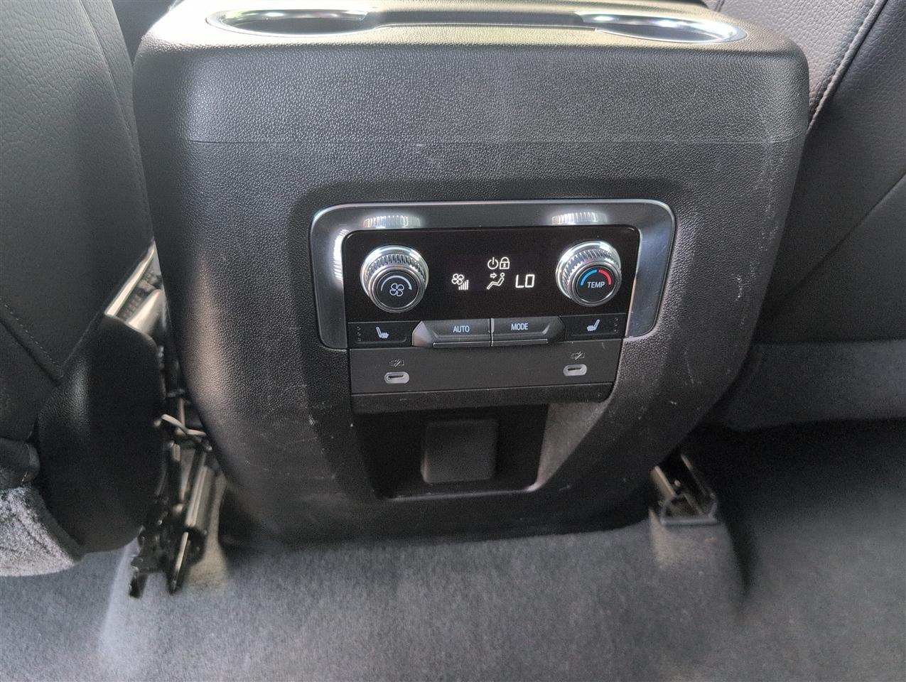 GMC Yukon  2021