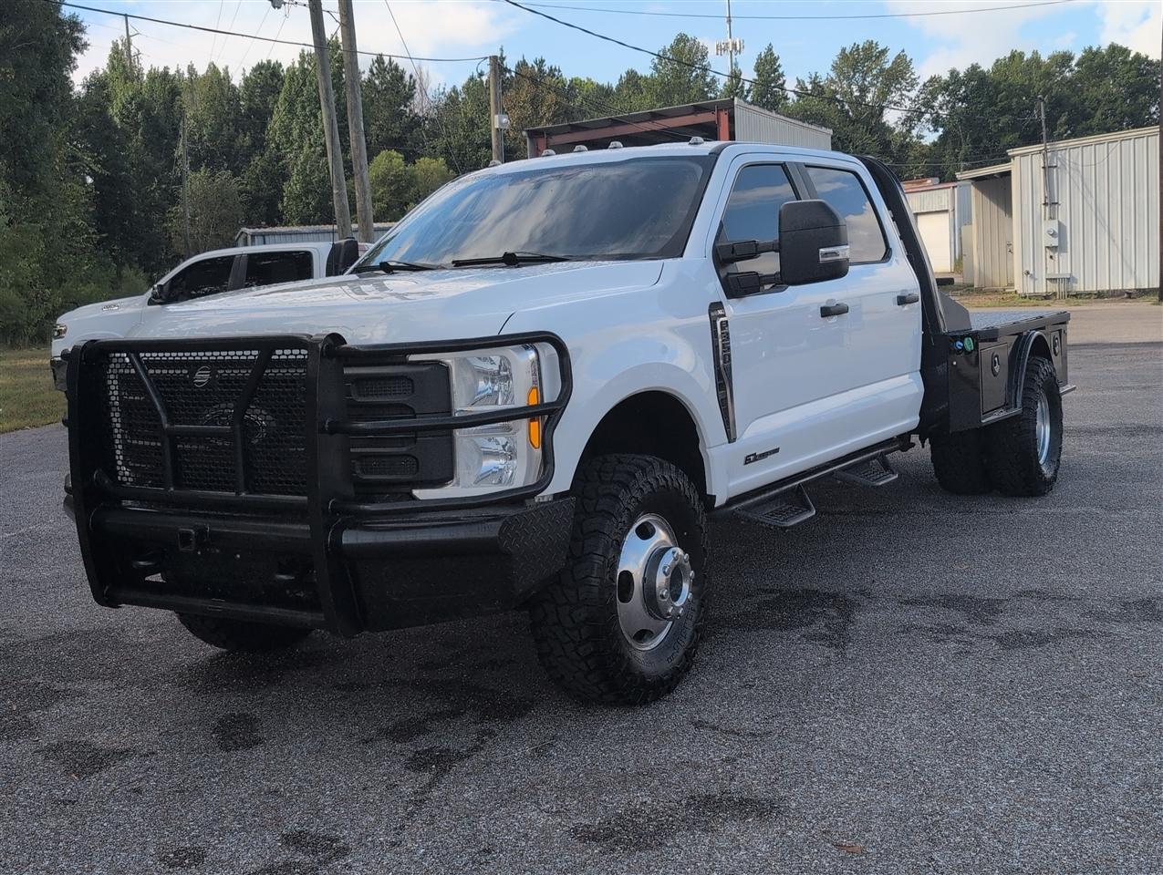 Ford F-350 SD  2023