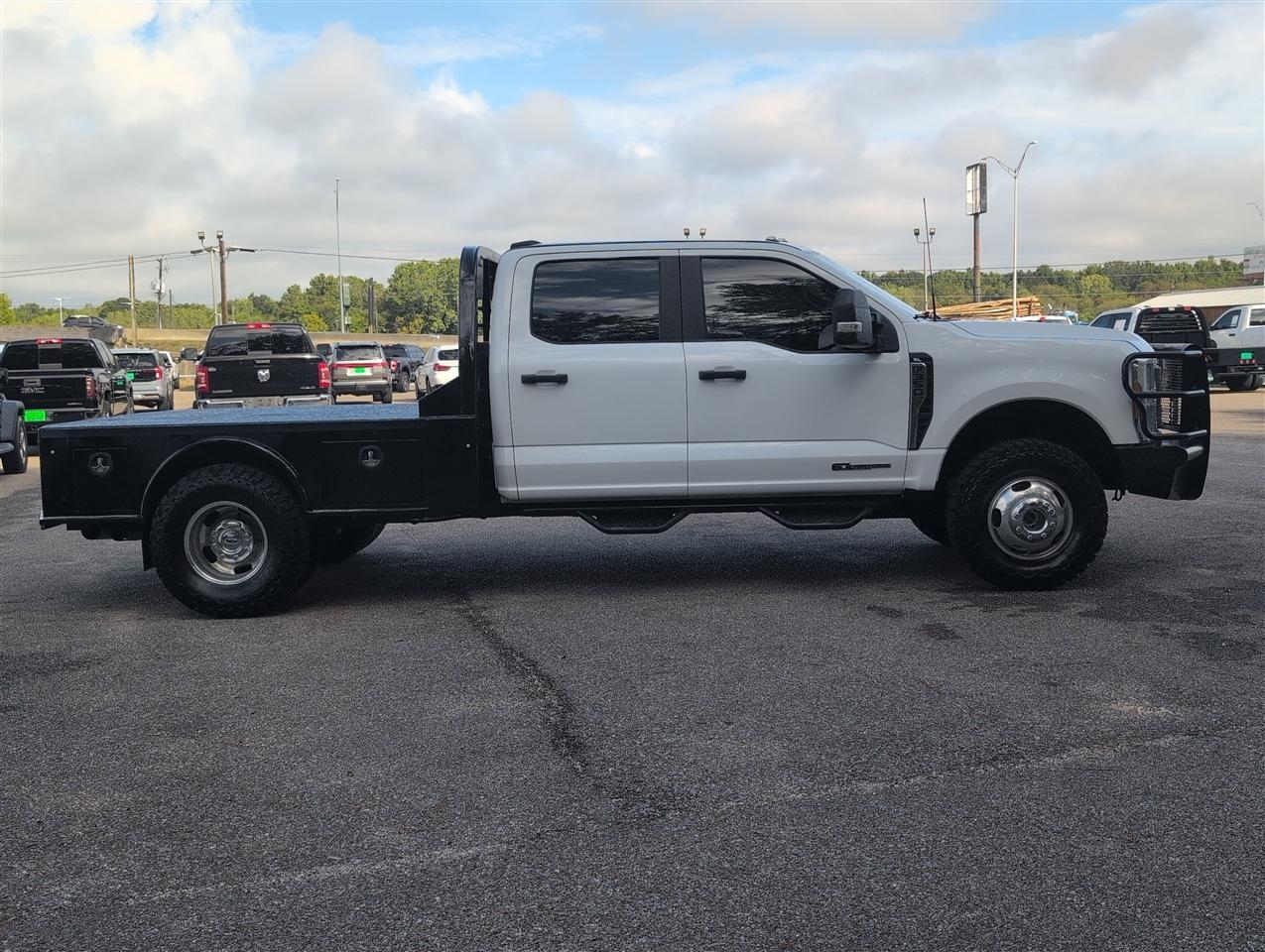 Ford F-350 SD  2023