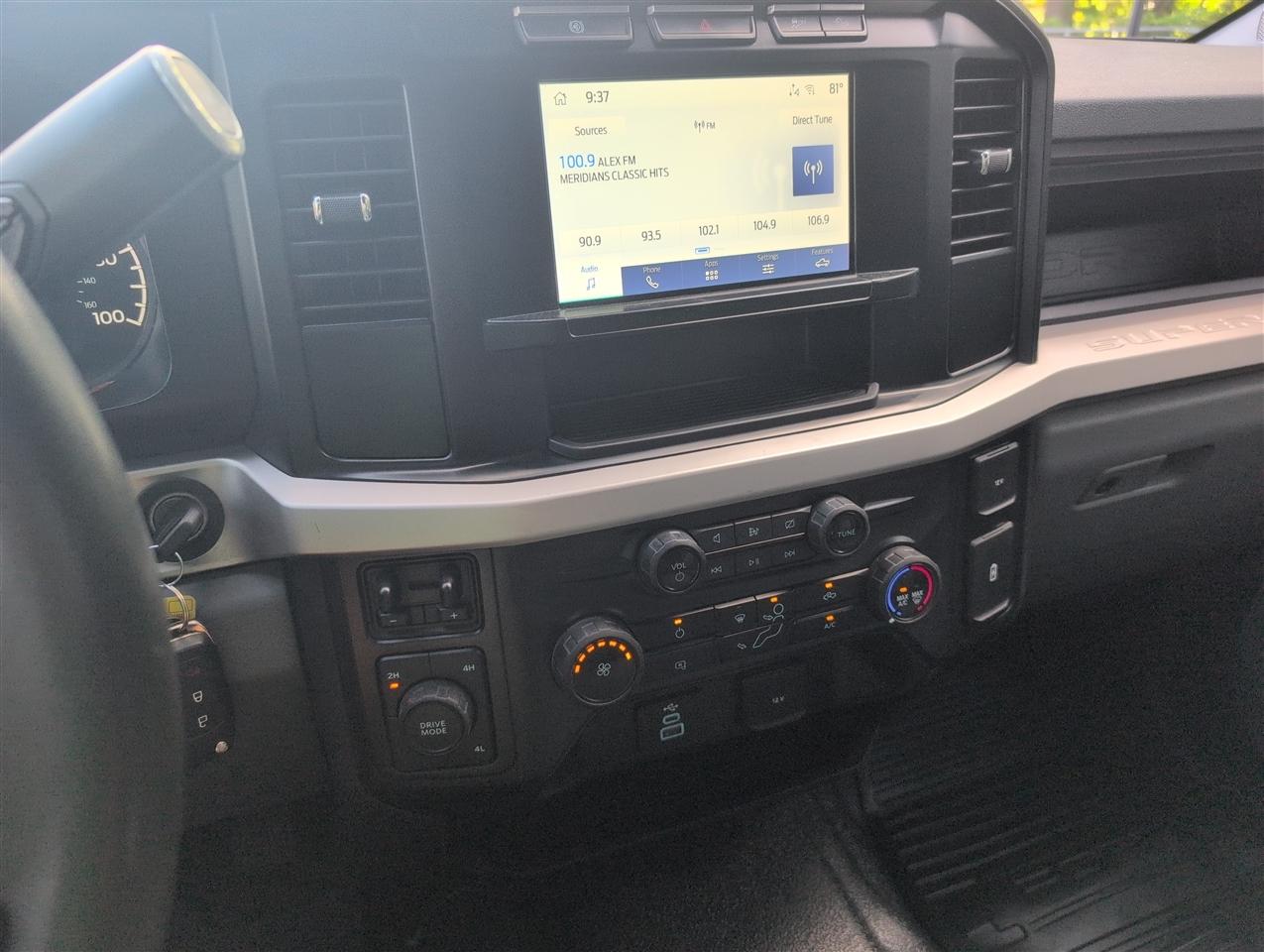 Ford F-350 SD  2023